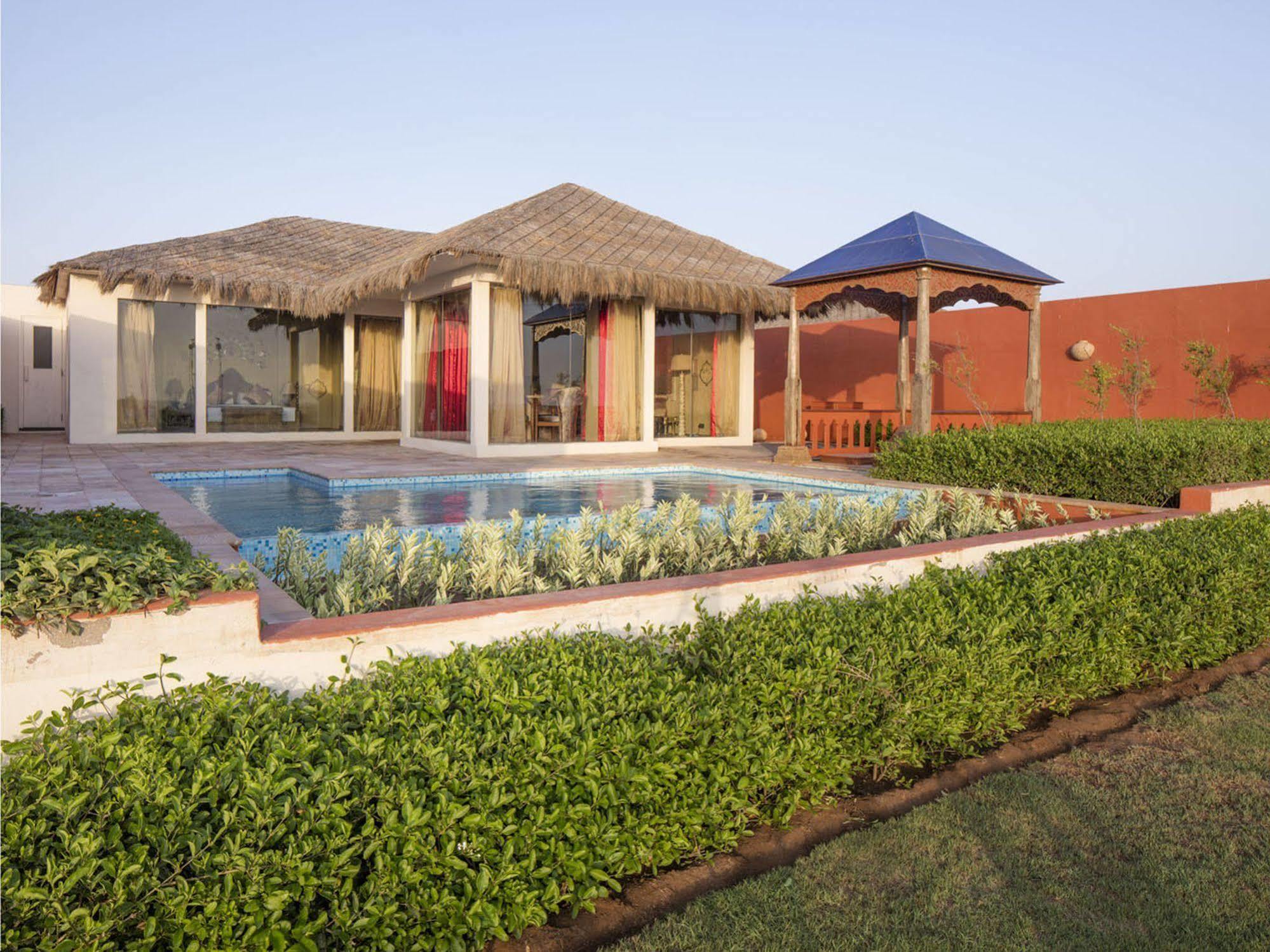 Serena Beach Resort Mandvi  Ngoại thất bức ảnh