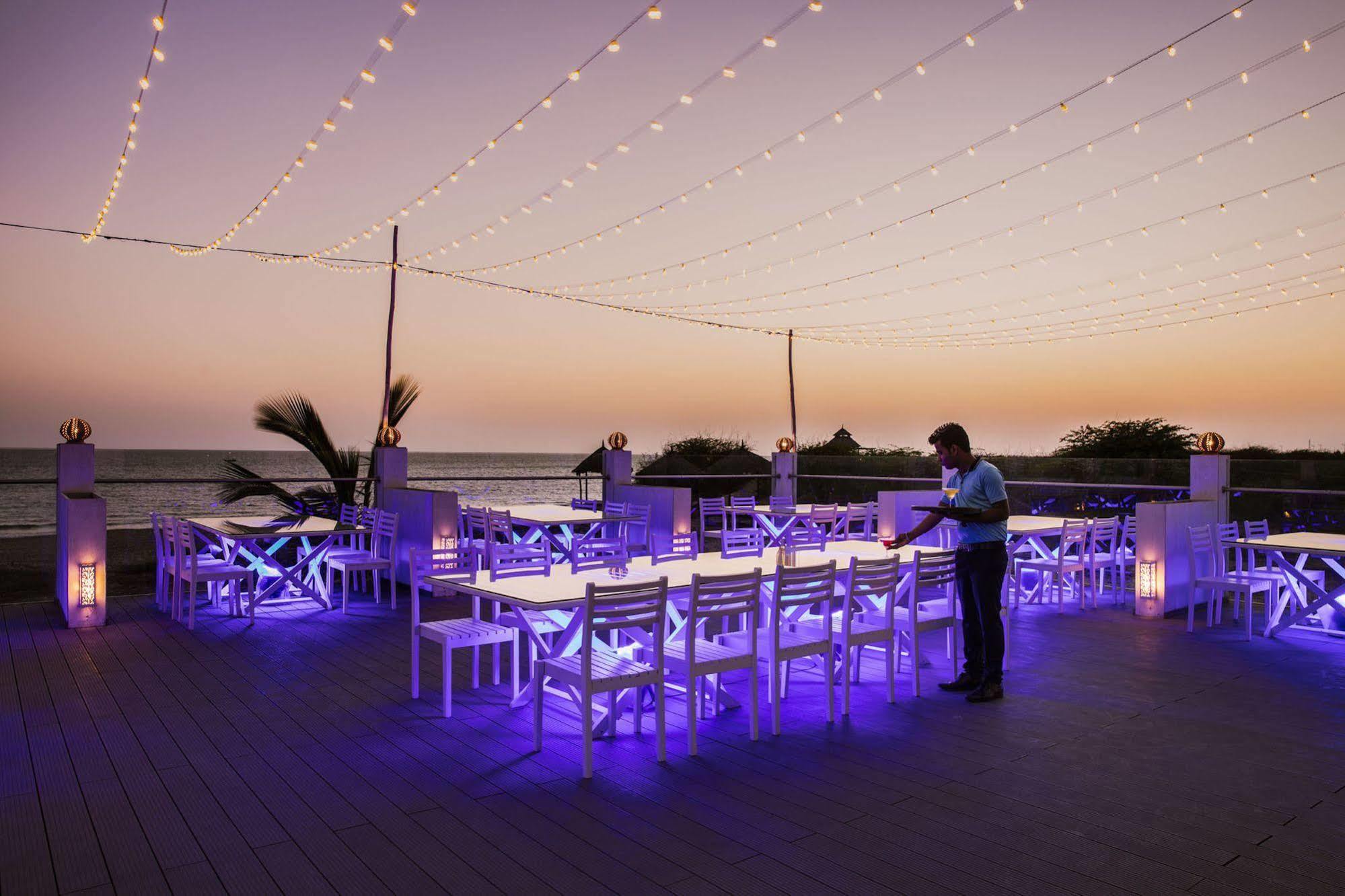 Serena Beach Resort Mandvi  Ngoại thất bức ảnh