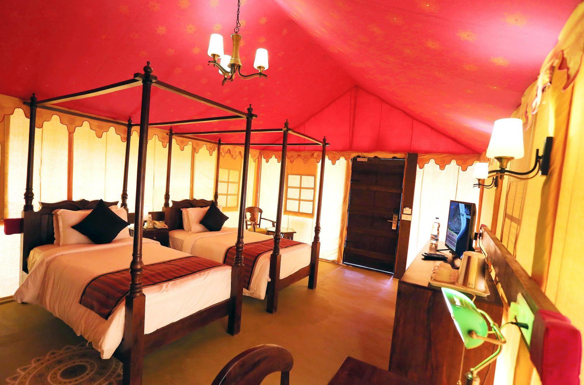 Serena Beach Resort Mandvi  Ngoại thất bức ảnh